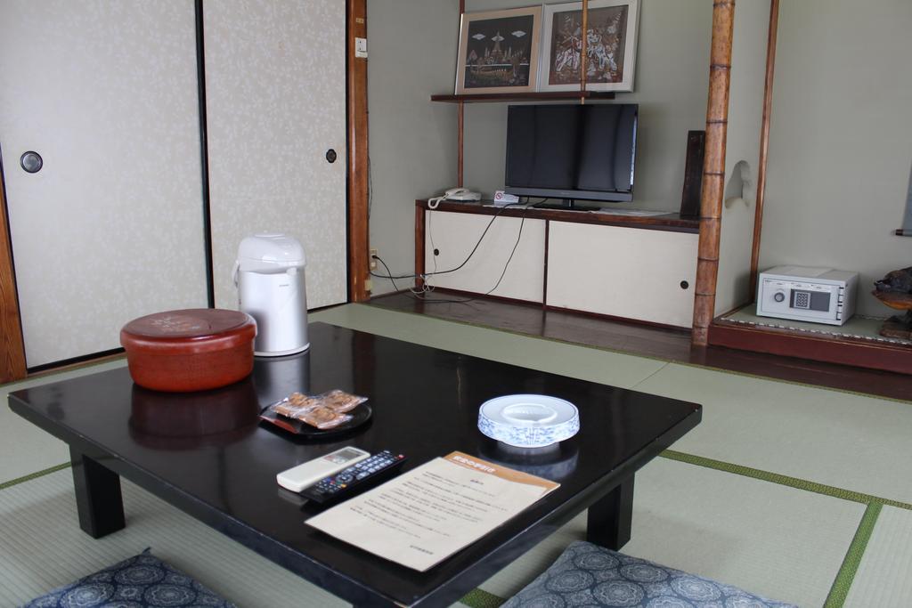 Kinokuniya Ryokan Fujisawa Exterior foto