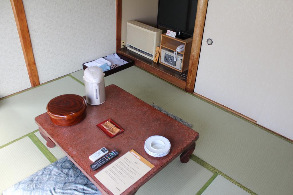 Kinokuniya Ryokan Fujisawa Exterior foto
